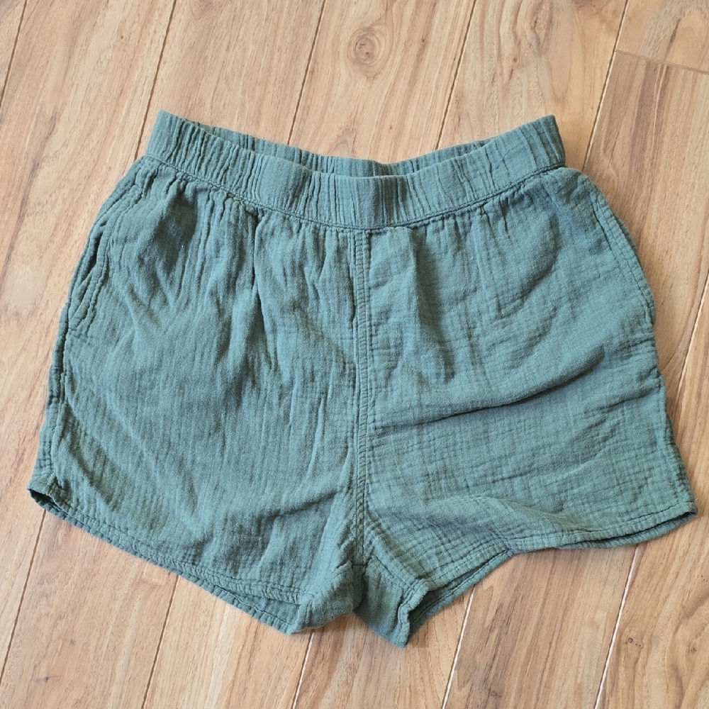 Universal Thread High Waist Green Shorts